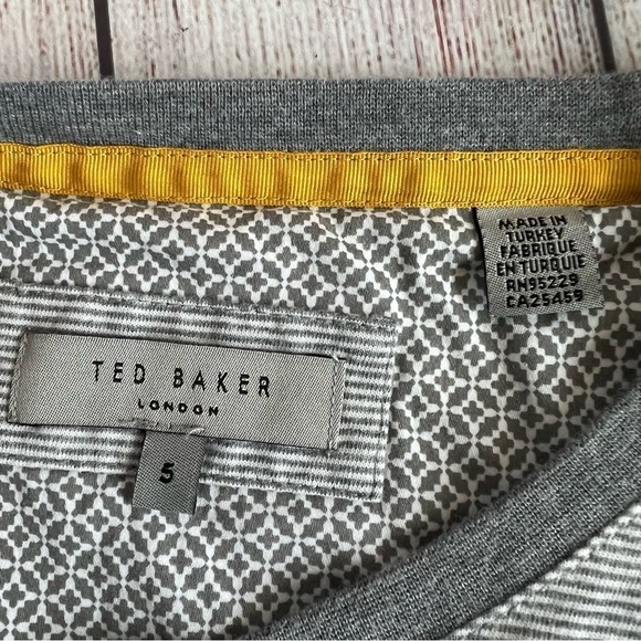 Ted Baker Vipa Parrot Embroidered Shirt Large - Picture 5 of 9